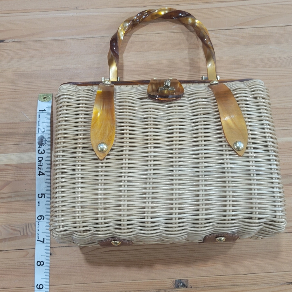 Vintage Wicker Handbag